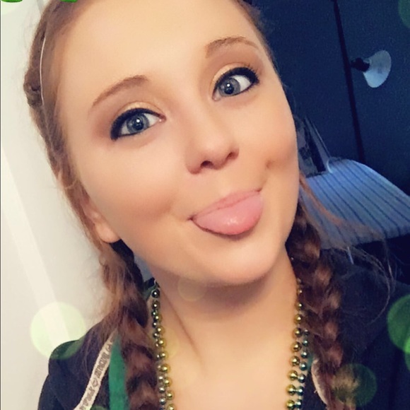 Meet your Posher, Elizabeth - Picture 1 of 1